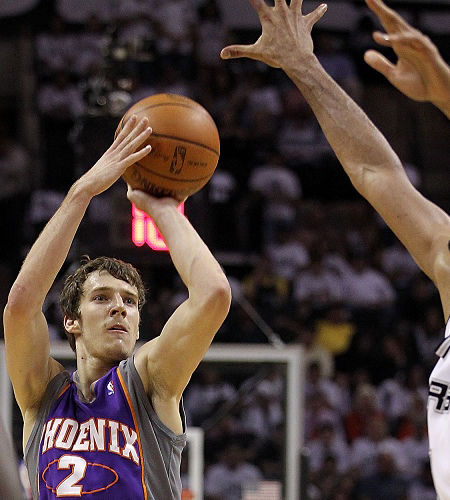 他在场上的 他在场上的